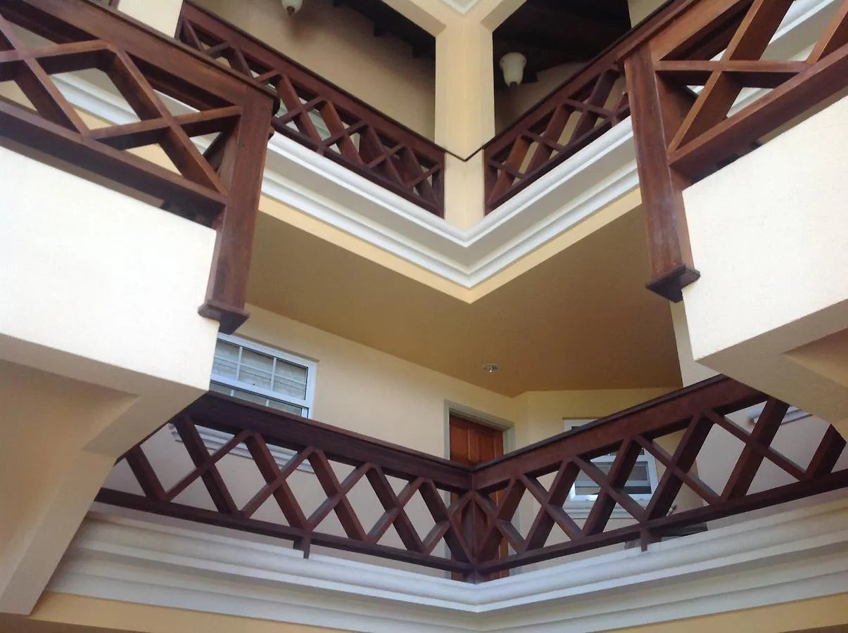 ****  Aparthotel Mandela Court Lance aux Epines Grenada